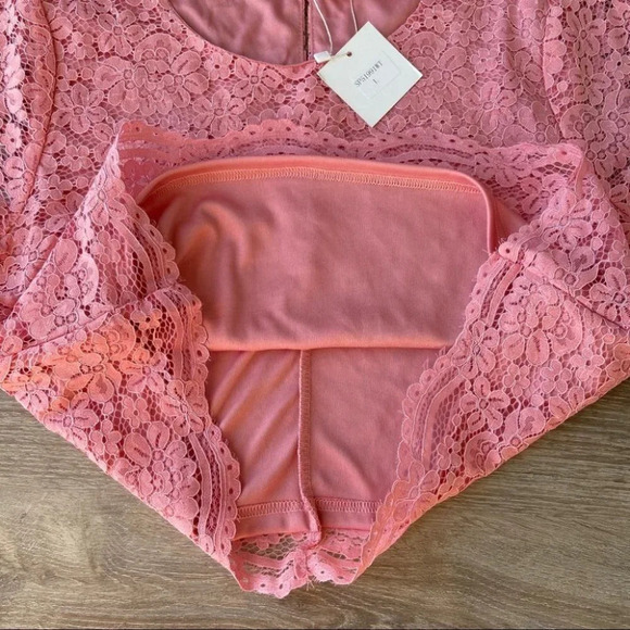 NWT Available  by Angela Fashion Lace Crop Top - Picture 4 of 7